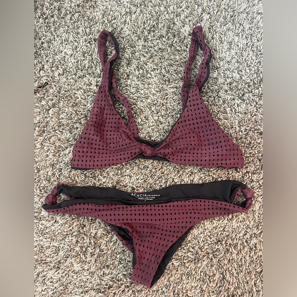 Acacia set, perfect condition just doesn’t fit anymore :(SMALL bottoms LARGE top